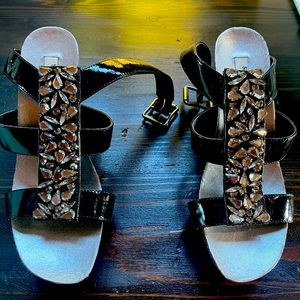 Vera wang sandal
